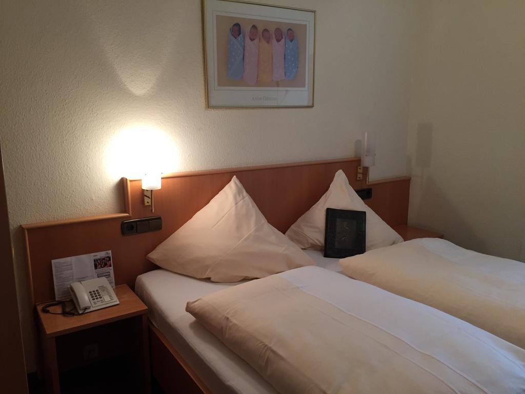 Hotel Rose Heidelberg Inklusive Fruehstueck & Saunanutzung Dış mekan fotoğraf