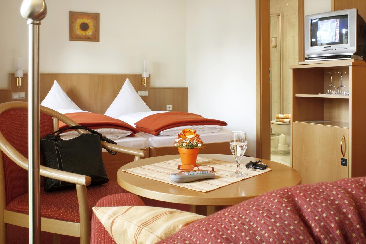 Hotel Rose Heidelberg Inklusive Fruehstueck & Saunanutzung Dış mekan fotoğraf