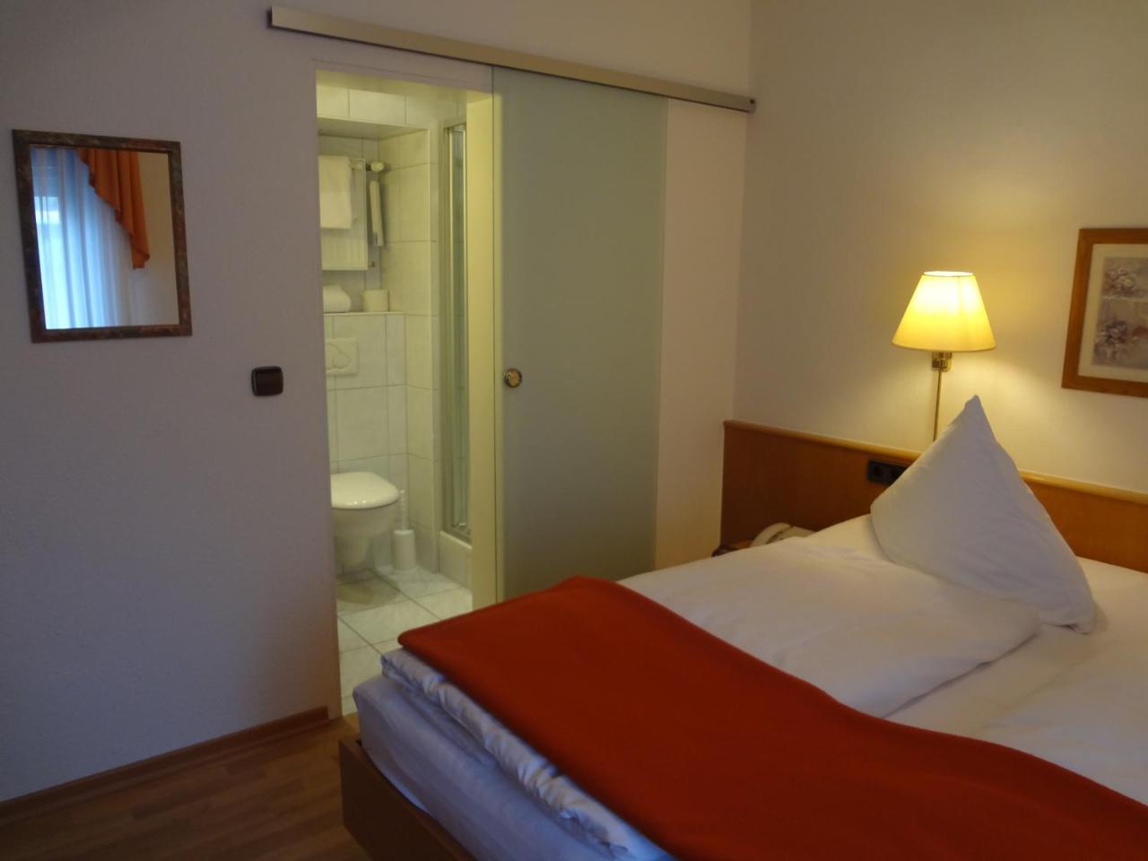 Hotel Rose Heidelberg Inklusive Fruehstueck & Saunanutzung Dış mekan fotoğraf